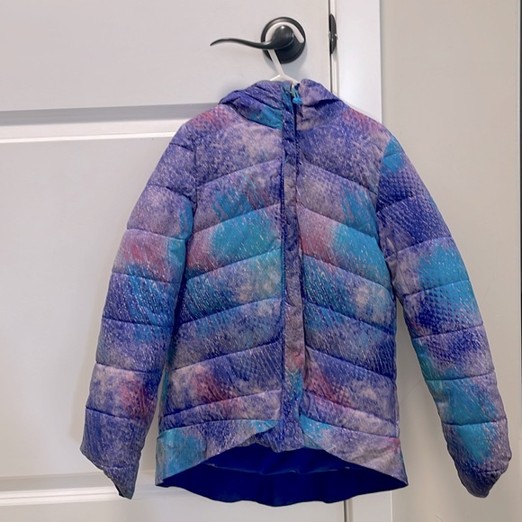 Lululemon / Ivivva girls puffer jacket. The zipper is a bit damaged .Ivivva - Picture 2 of 4
